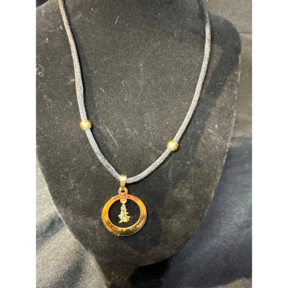 Gold‎ Tone Circle Pendant Necklace with Chinese Character Charm and Name MEGAN